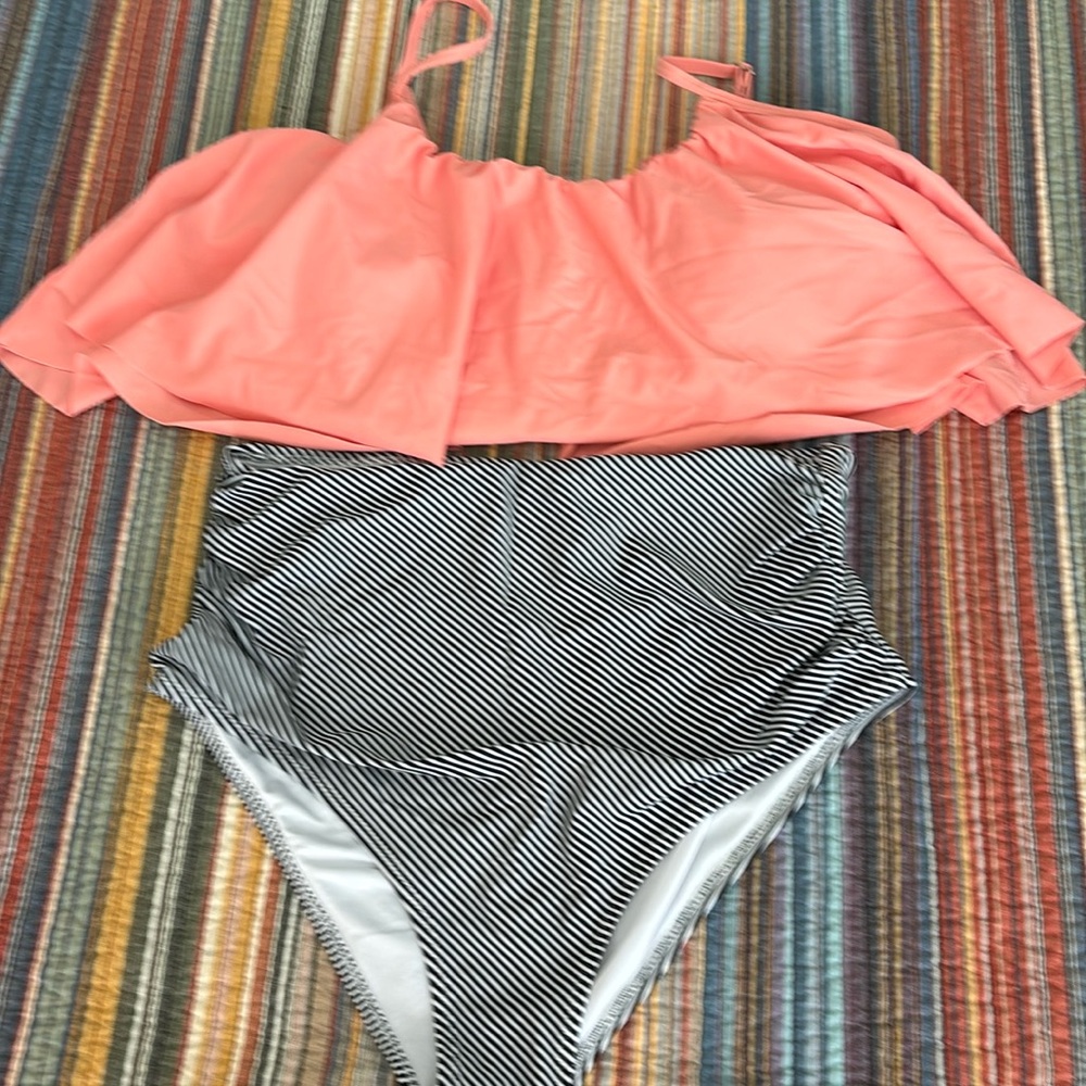 Cupshe 2 piece swimsuit